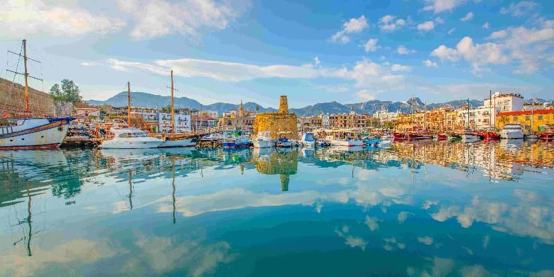 Ekimdə otel qiymətləri avqustla müqayisədə 39,8 faiz ucuzlaşıb