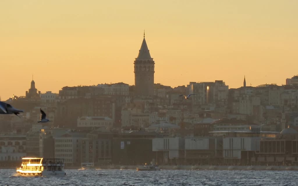 TÜİK: Konaklama və restoran xərclərinin üçdə biri İstanbulda